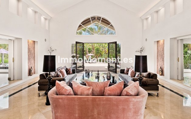 Wiederverkauf - Villa - Marbella - Nueva Andalucía