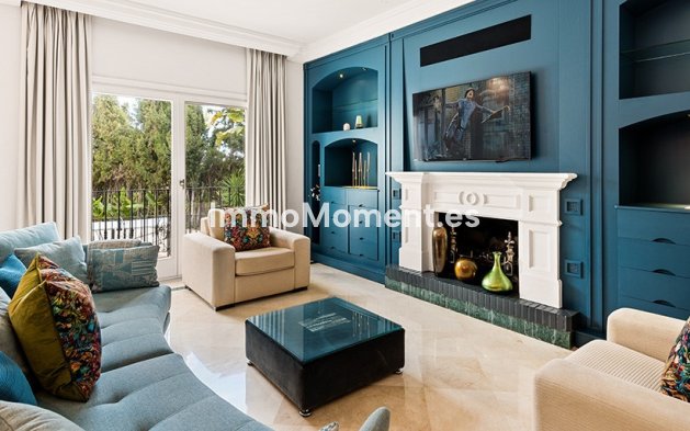 Wiederverkauf - Villa - Marbella - Nueva Andalucía