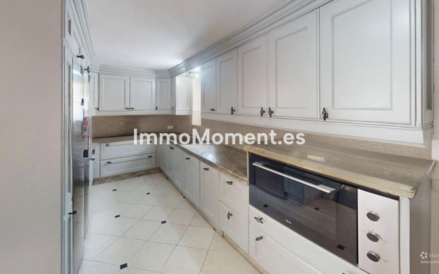 Revente - Villa - Estepona  - New Golden Mile