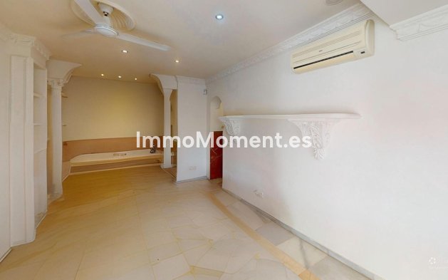 Revente - Villa - Estepona  - New Golden Mile