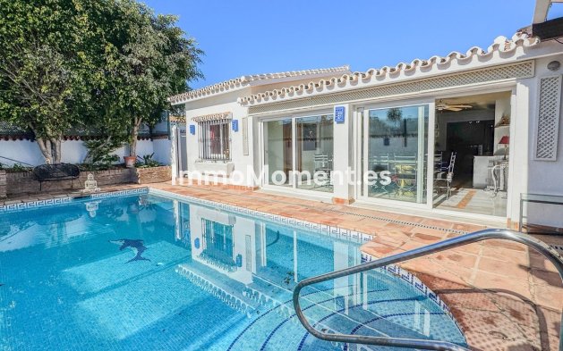 Revente - Villa - Estepona  - New Golden Mile