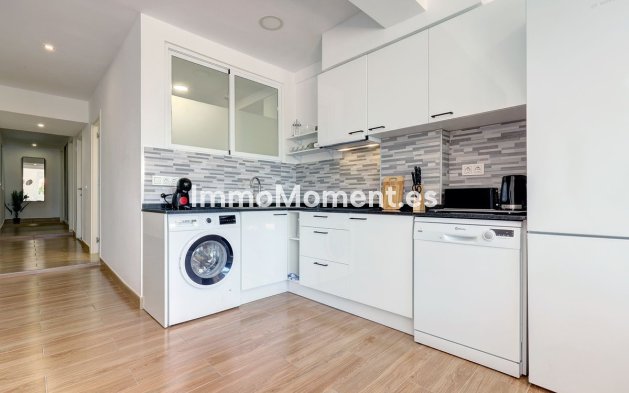 Bestaande woning - Appartement - Estepona  - Estepona Centro