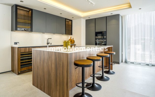 Revente - Villa - Marbella - Nueva Andalucía