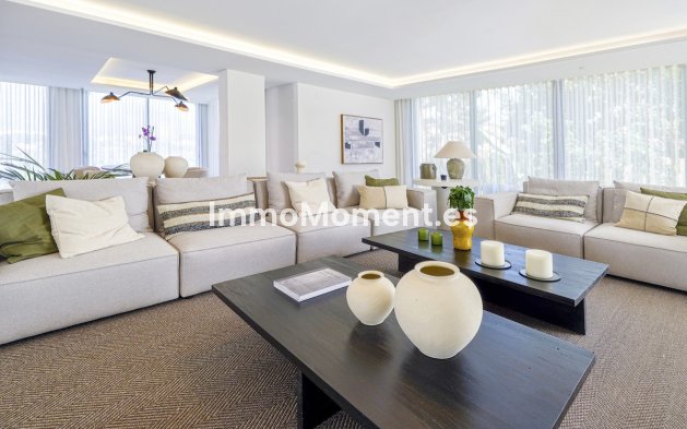 Revente - Villa - Marbella - Nueva Andalucía