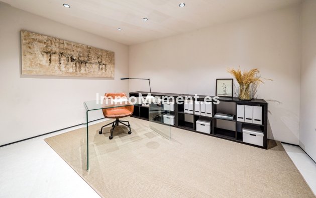 Revente - Villa - Marbella - Nueva Andalucía