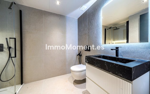 Revente - Villa - Marbella - Nueva Andalucía