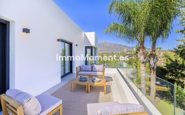 Revente - Villa - Marbella - Nueva Andalucía