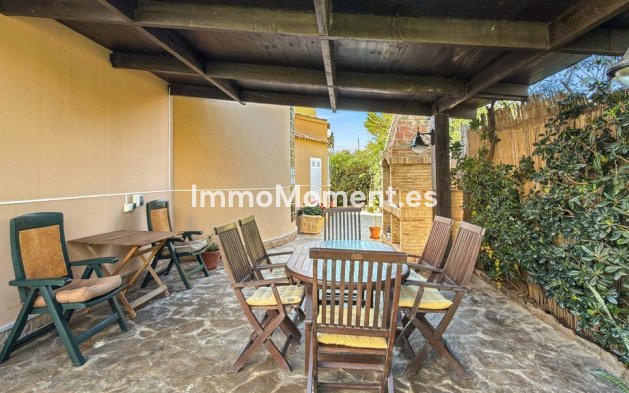 Resale - Villa - Torrevieja - Torrevieja Centro