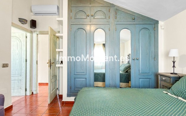 Resale - Villa - Torrevieja - Torrevieja Centro