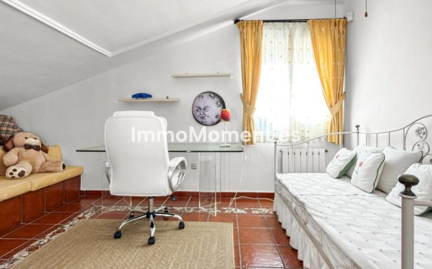 Resale - Villa - Torrevieja - Torrevieja Centro