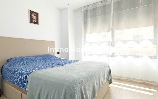 Wiederverkauf - Villa - Orihuela - Villamartin