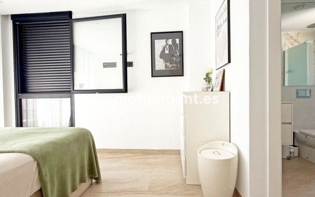 Wiederverkauf - Villa - Orihuela - Villamartin