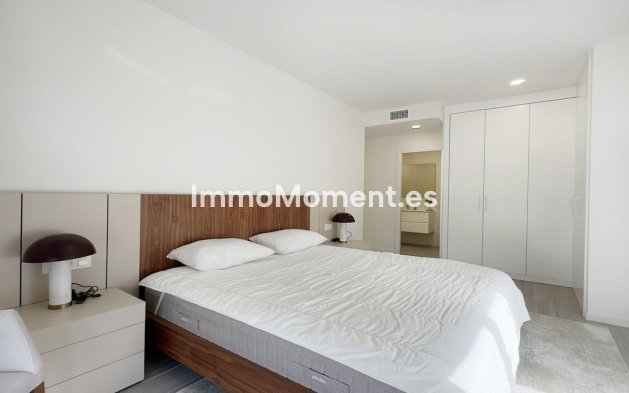 Wiederverkauf - Wohnung - Marbella - Nueva Andalucía