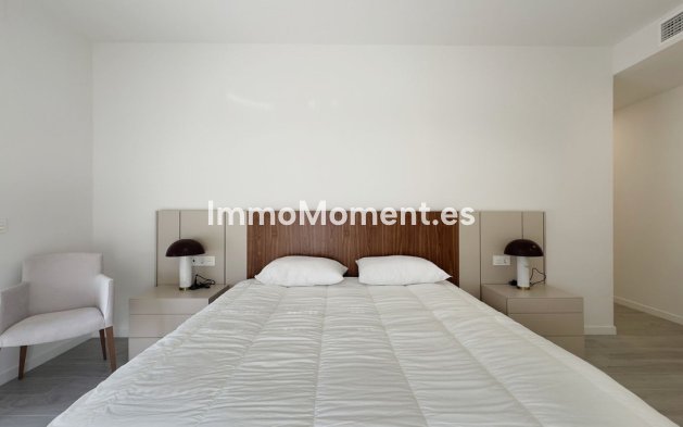 Wiederverkauf - Wohnung - Marbella - Nueva Andalucía