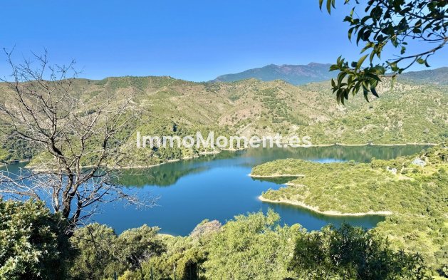 Wiederverkauf - Villa -   Inländisch - Istán