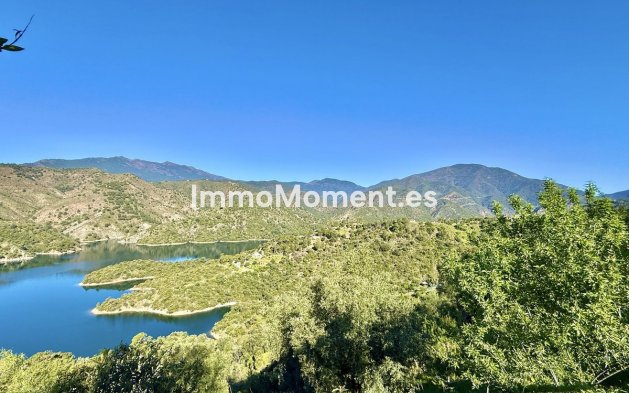 Wiederverkauf - Villa -   Inländisch - Istán