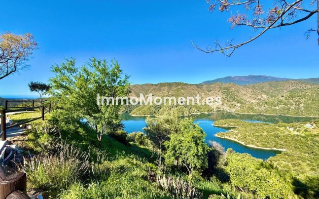 Wiederverkauf - Villa -   Inländisch - Istán