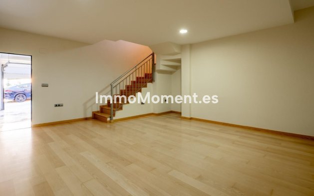Revente - Villa - Fuengirola - Fuengirola Centro