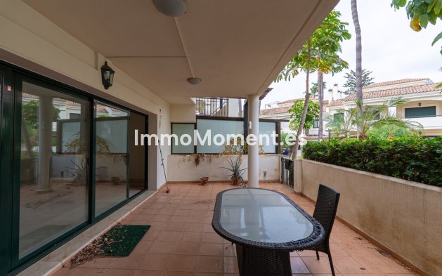Revente - Maison mitoyenne - Estepona  - Estepona Centro
