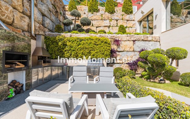 Resale - Villa - Benahavís - Benahavís Centro