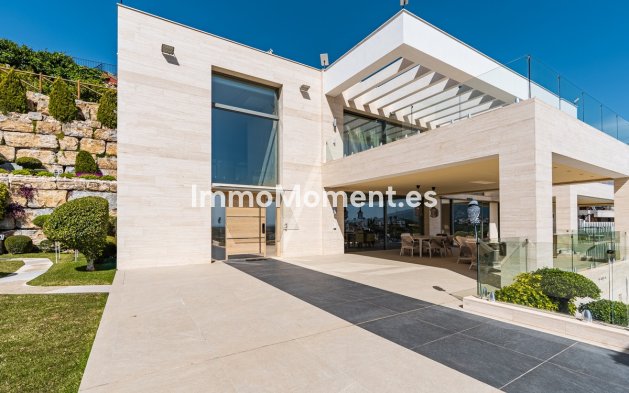 Resale - Villa - Benahavís - Benahavís Centro