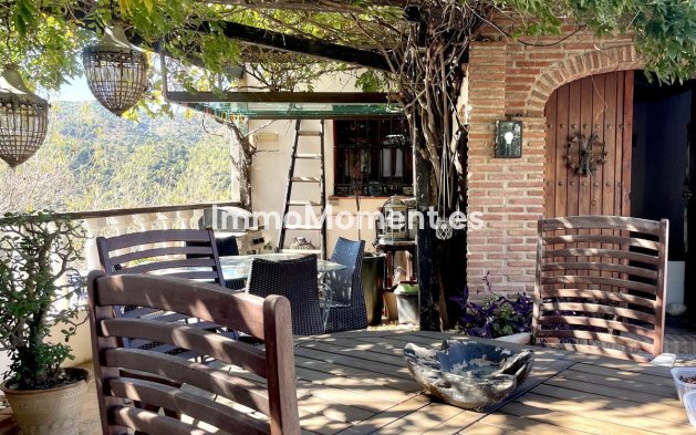 Reventa - Villa - Interior  - Istán