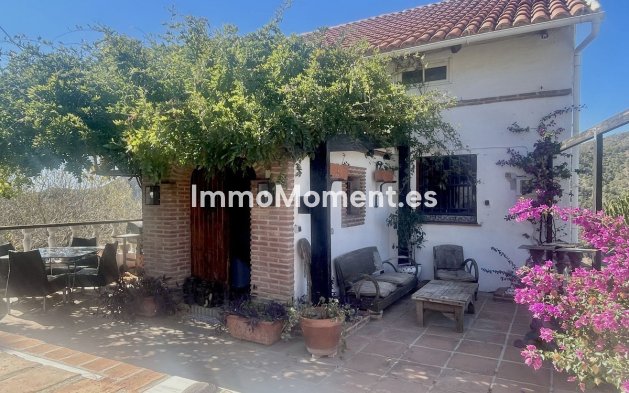 Reventa - Villa - Interior  - Istán