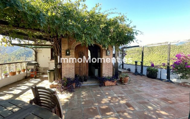 Reventa - Villa - Interior  - Istán