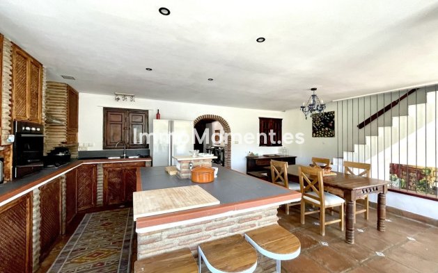 Reventa - Villa - Interior  - Istán