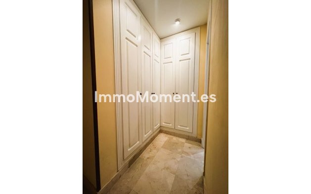 Wiederverkauf - Wohnung - Marbella - Puerto Banús