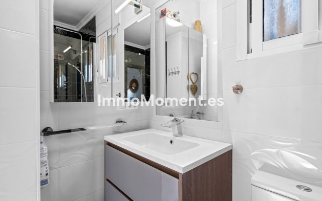 Resale - Villa - Guardamar del Segura - Guardamar del Segura Centro