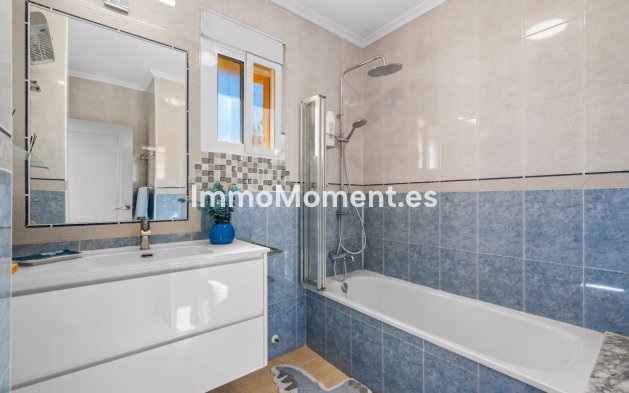 Resale - Villa - Guardamar del Segura - Guardamar del Segura Centro