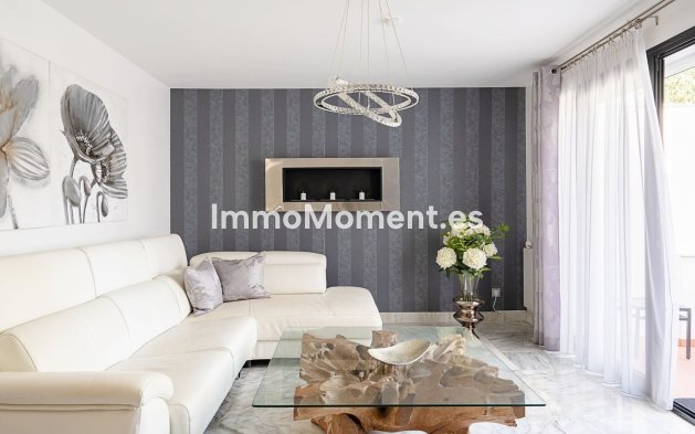 Wiederverkauf - Reihenhaus - Estepona  - Costalita