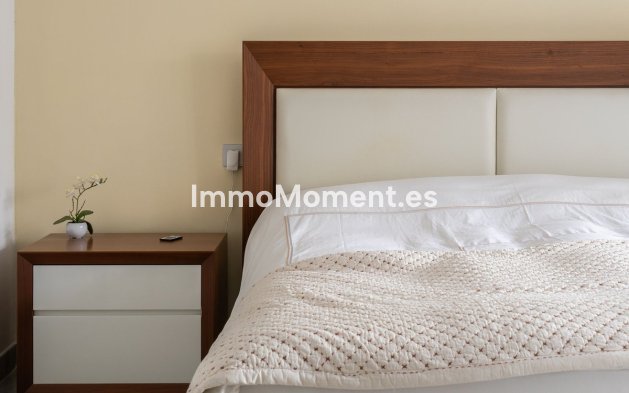 Wiederverkauf - Reihenhaus - Estepona  - Costalita