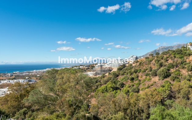Resale - Townhouse - Marbella - Altos de los Monteros