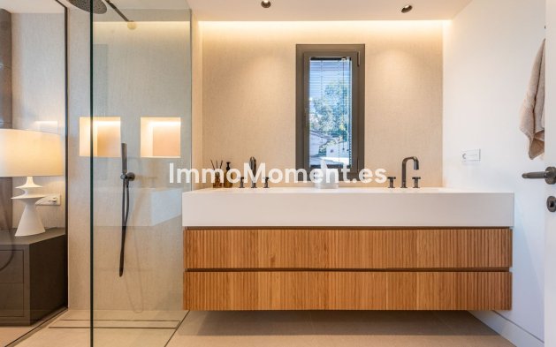 Resale - Townhouse - Marbella - Altos de los Monteros