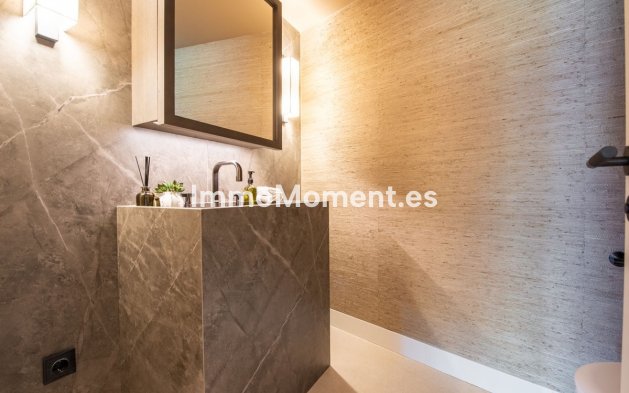 Resale - Townhouse - Marbella - Altos de los Monteros