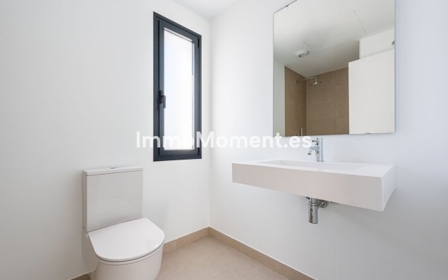 Resale - Villa - Estepona - Atalaya