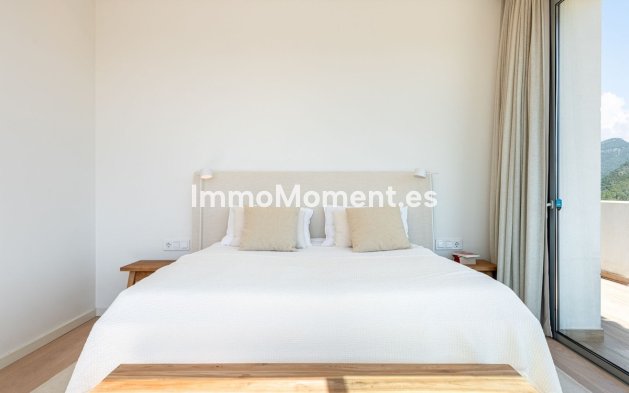 Resale - Apartment - Benahavís - Benahavís Centro