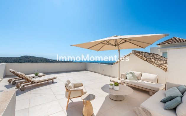 Resale - Apartment - Benahavís - Benahavís Centro