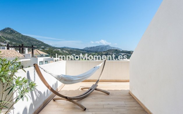 Resale - Apartment - Benahavís - Benahavís Centro