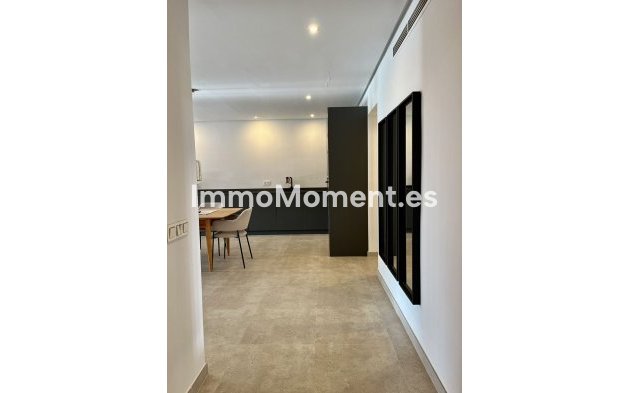 Revente - Appartement - Estepona  - Estepona Centro