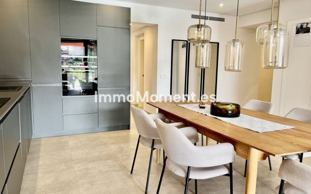 Revente - Appartement - Estepona  - Estepona Centro