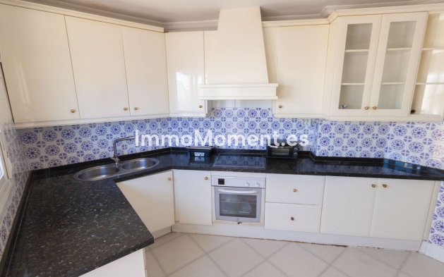 Wiederverkauf - Wohnung - Estepona  - Estepona Centro