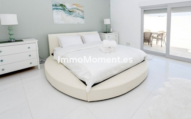 Revente - Villa - Benalmadena - Benalmadena Centro