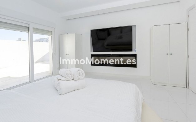 Revente - Villa - Benalmadena - Benalmadena Centro