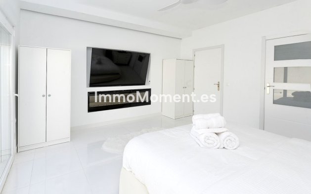 Revente - Villa - Benalmadena - Benalmadena Centro