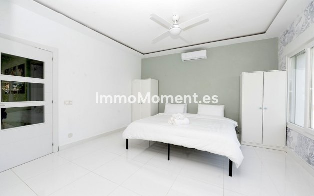 Revente - Villa - Benalmadena - Benalmadena Centro