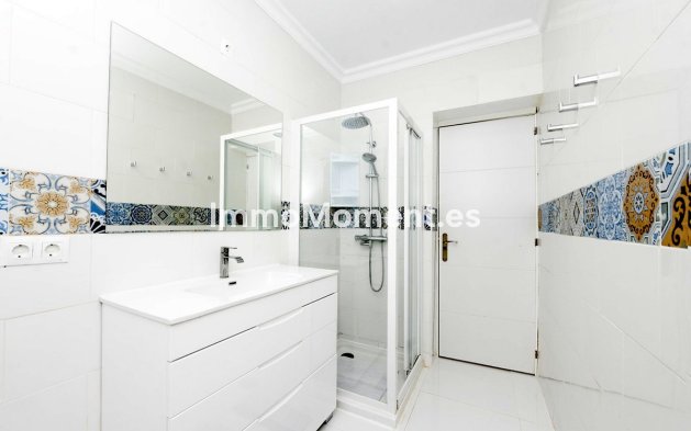 Revente - Villa - Benalmadena - Benalmadena Centro