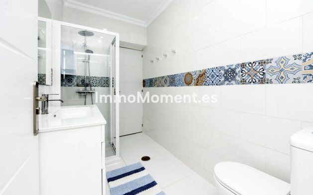 Revente - Villa - Benalmadena - Benalmadena Centro